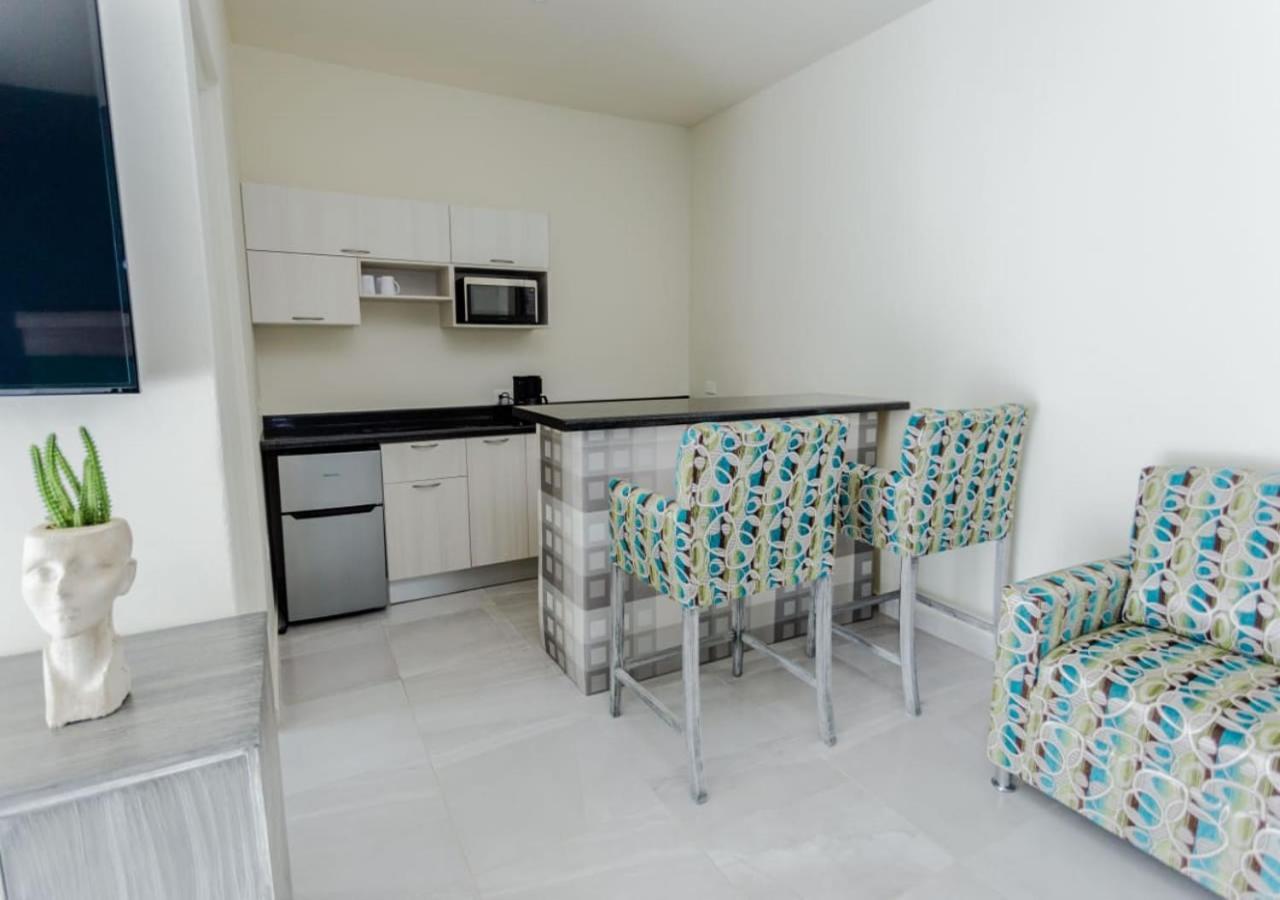 Studiotel Cancún Exteriör bild